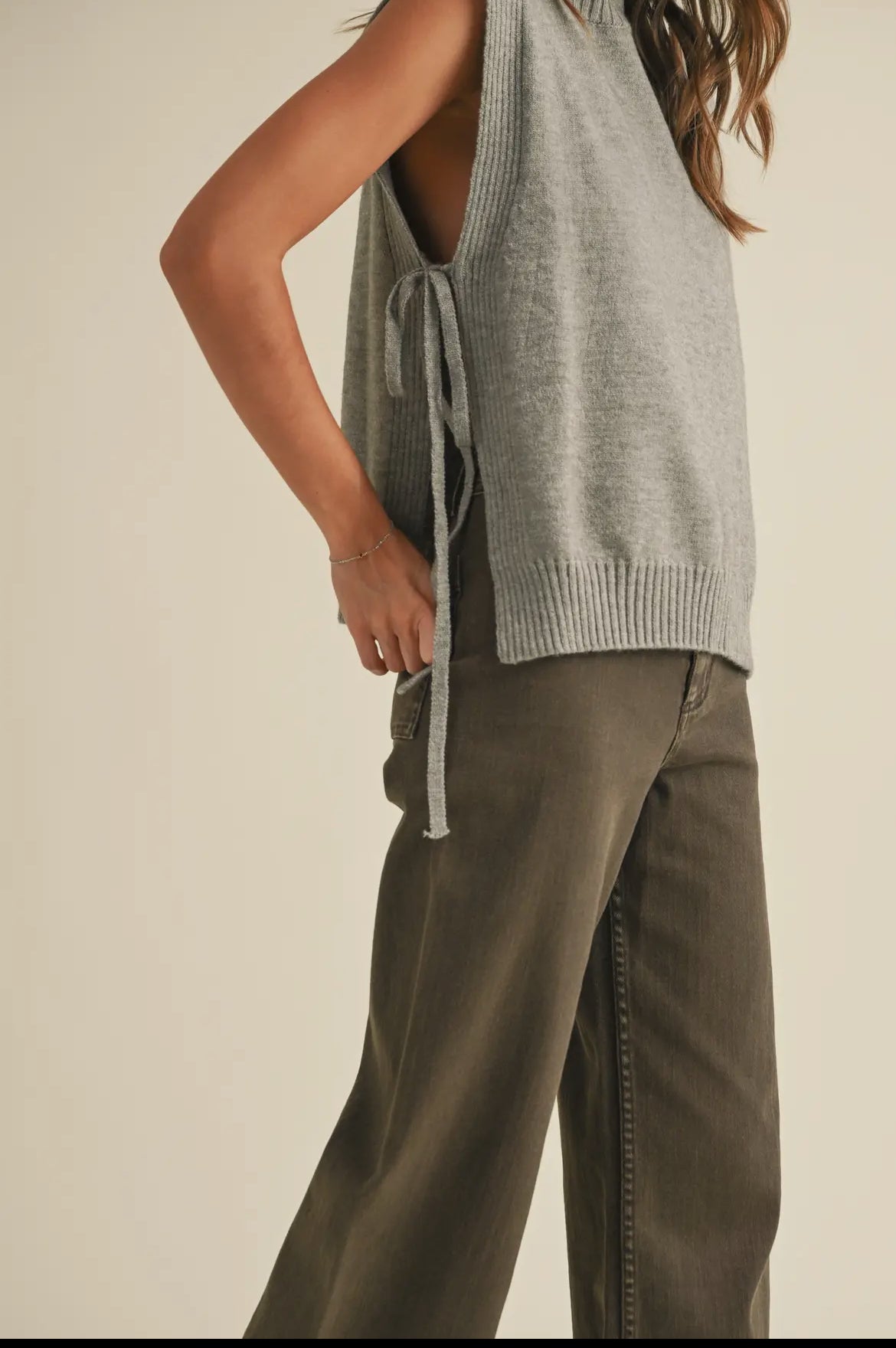 Side Tie Sweater Vest